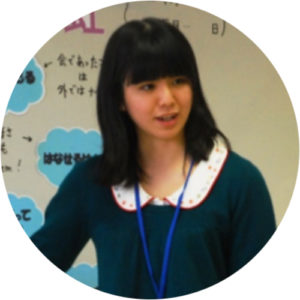 儀間由里香さん
